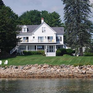 Dockside Guest Quarters